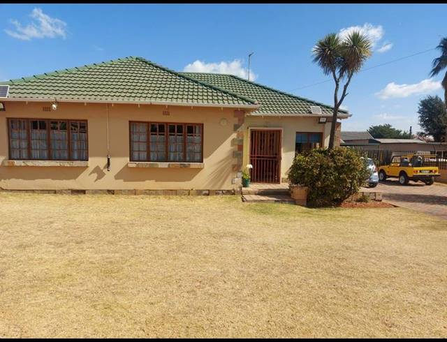 2 BEDROOM HOUSE FOR SALE IN HORISON